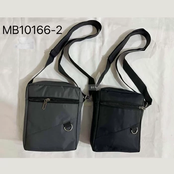 Férfi Crossbody táska állítható pánttal, nagy kapacitású, cipzáras zár, több rekesz, fekete