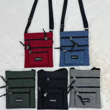 Férfi Crossbody táska állítható pánttal, nagy kapacitású, cipzáras zár, több rekesz, piros, L